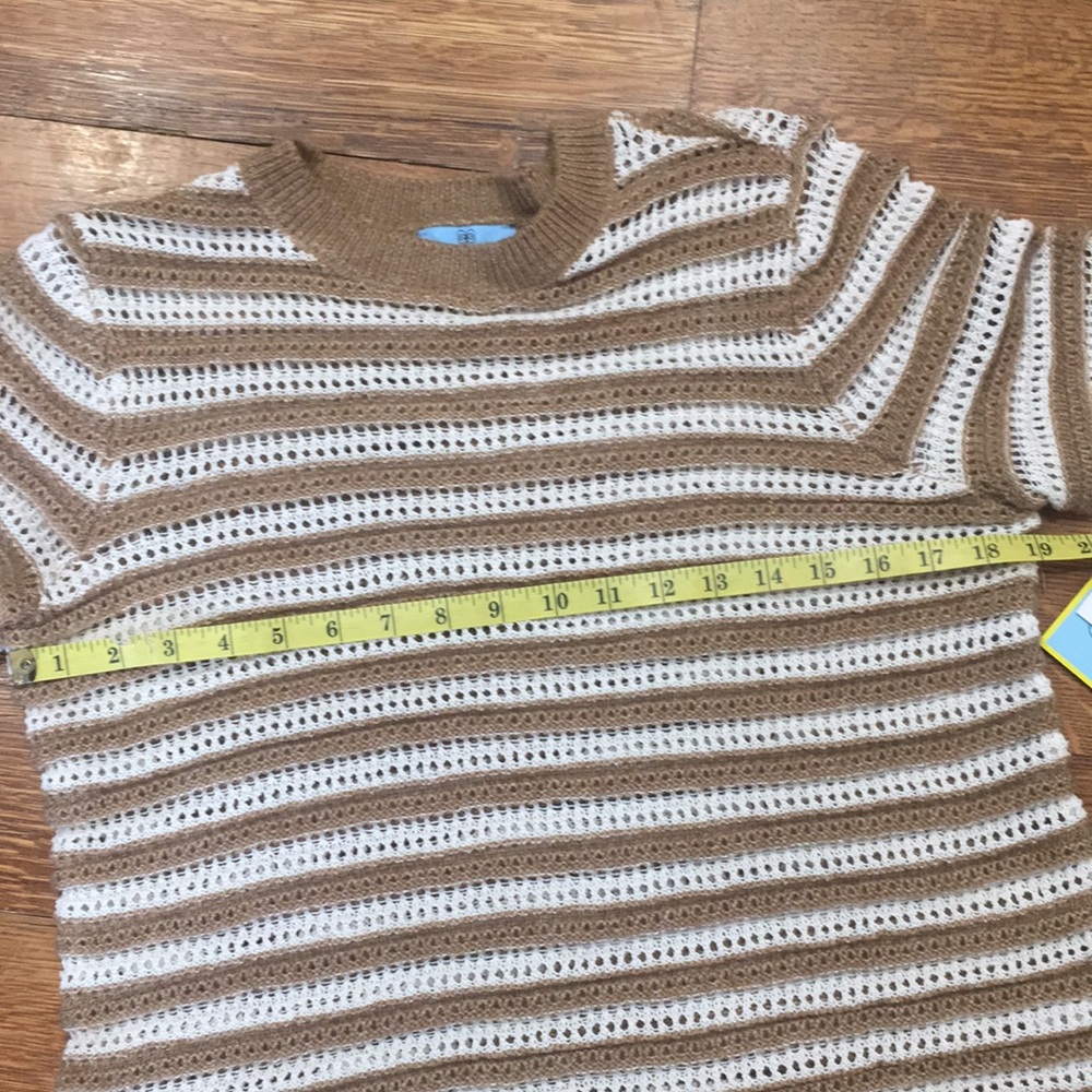 CeCe knit Sweater size Medium - Picture 9 of 11